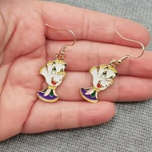 Chip Drop Earrings. New.